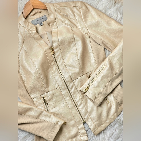 Chic Beige Leather Jacket for Women - Picture 4 of 8